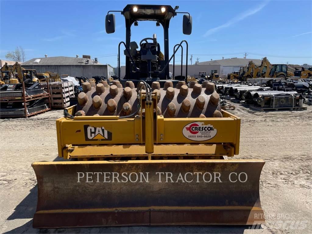 CAT CP56B Грунтові котки