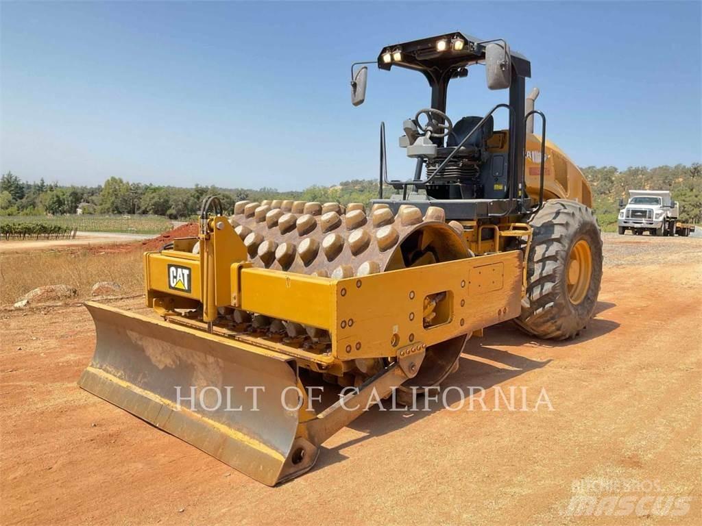 CAT CP56B Грунтові котки
