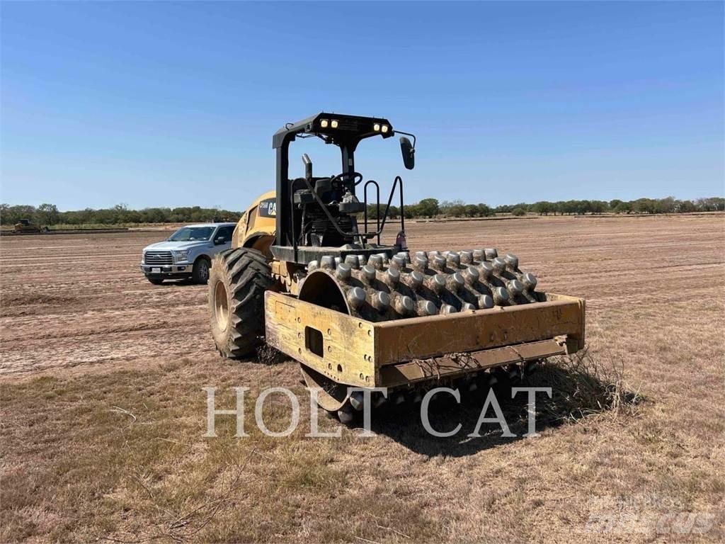 CAT CP56B Грунтові котки