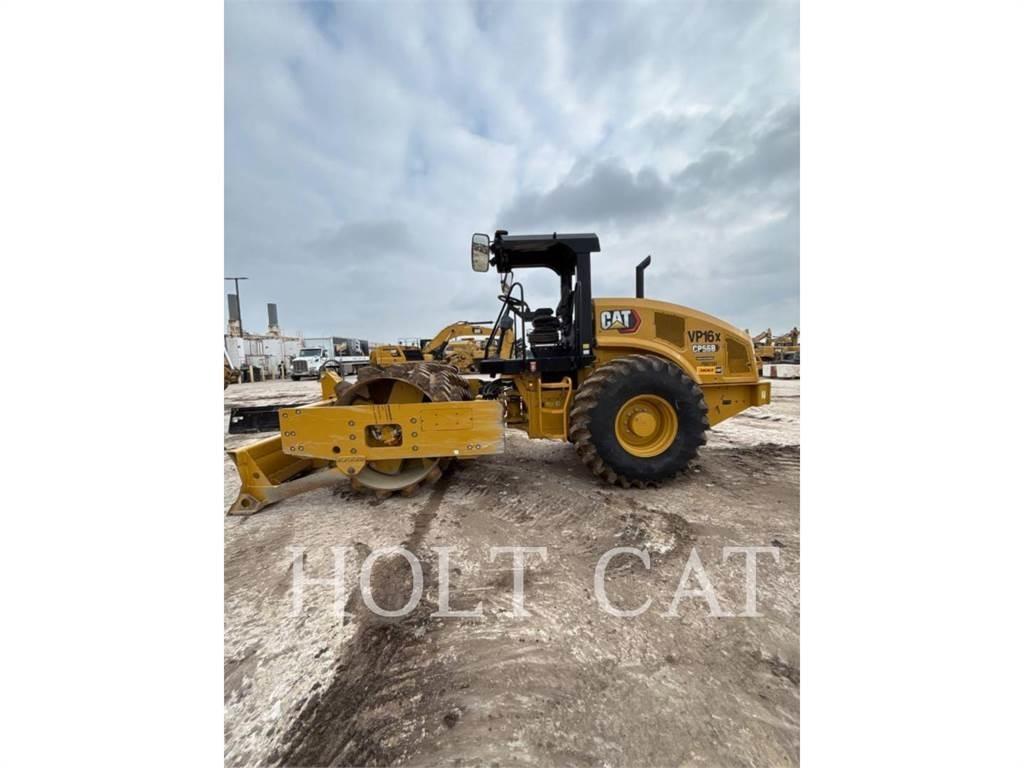 CAT CP56B Грунтові котки