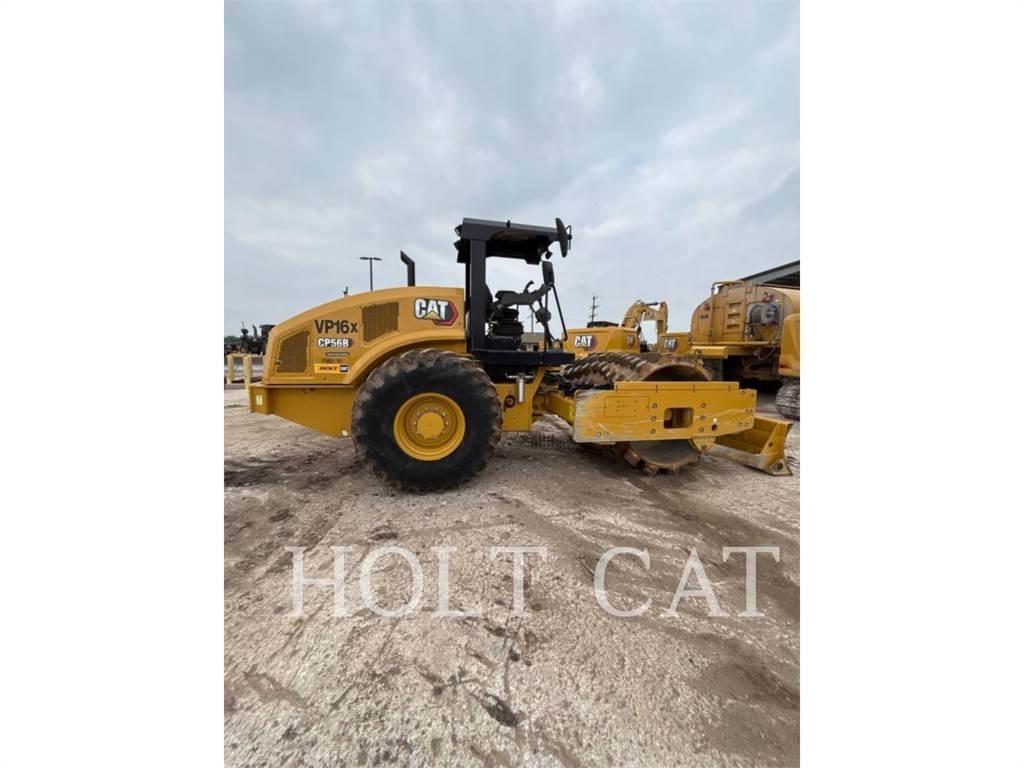 CAT CP56B Грунтові котки