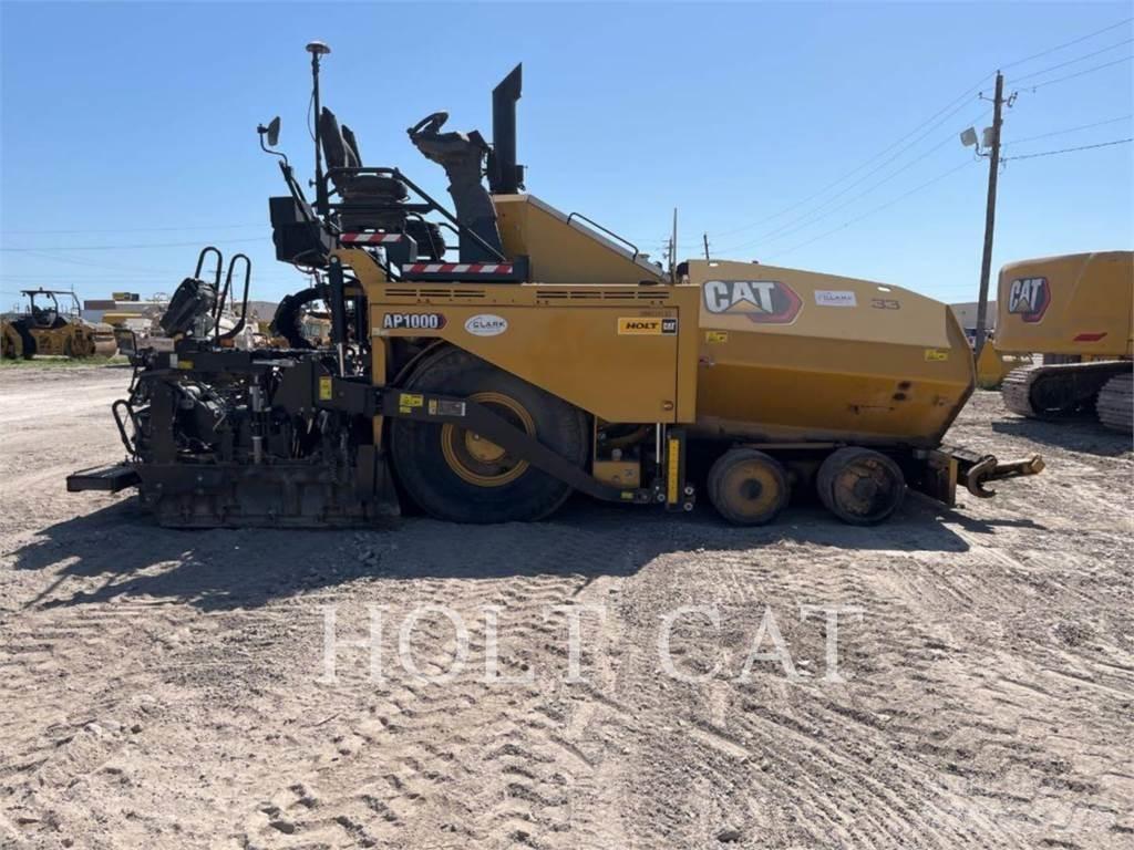 CAT CP56B Грунтові котки