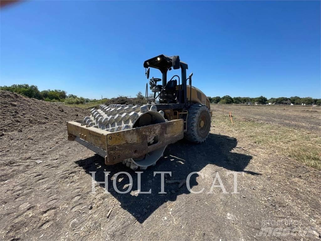 CAT CP56B Грунтові котки