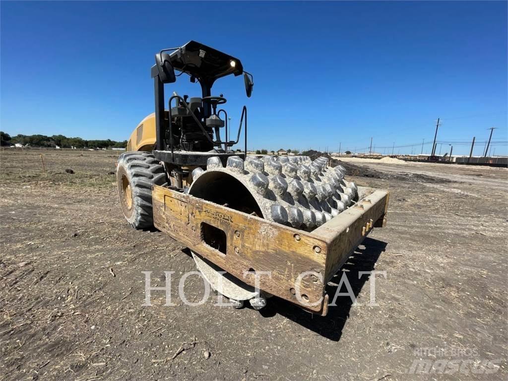 CAT CP56B Грунтові котки
