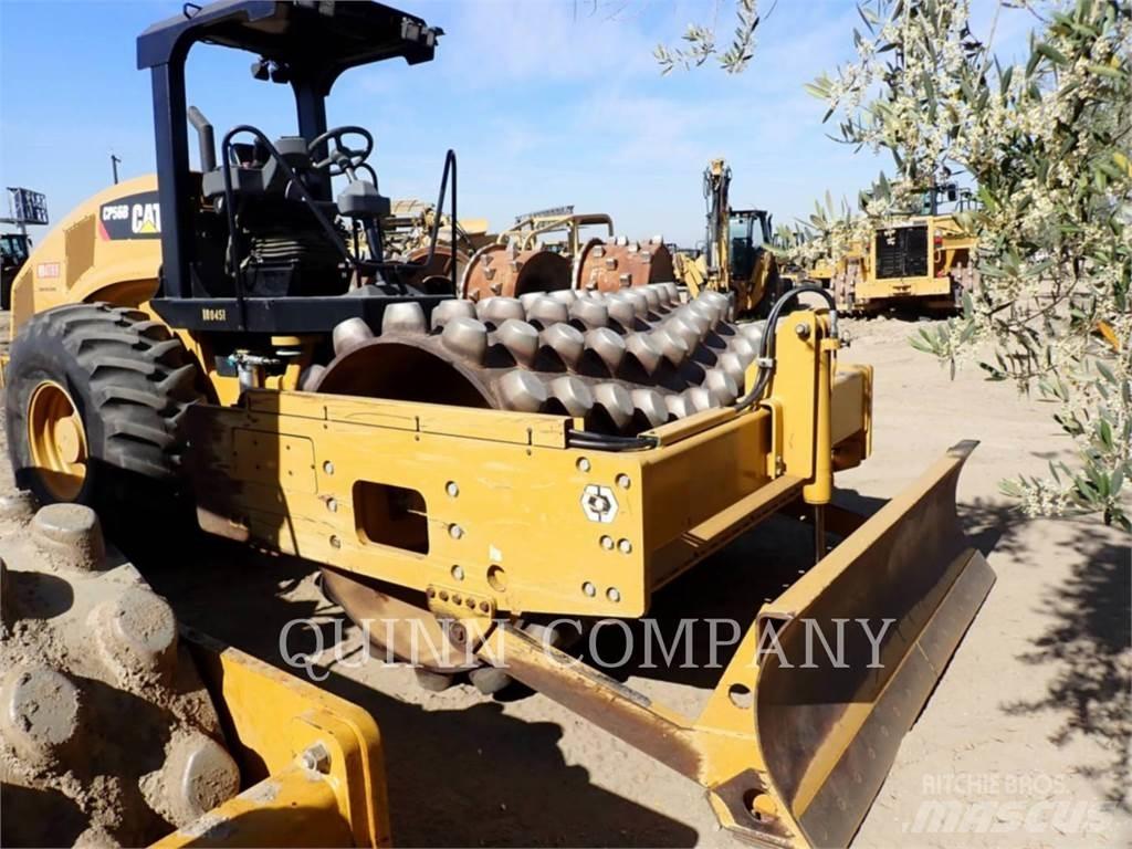 CAT CP56B Грунтові котки