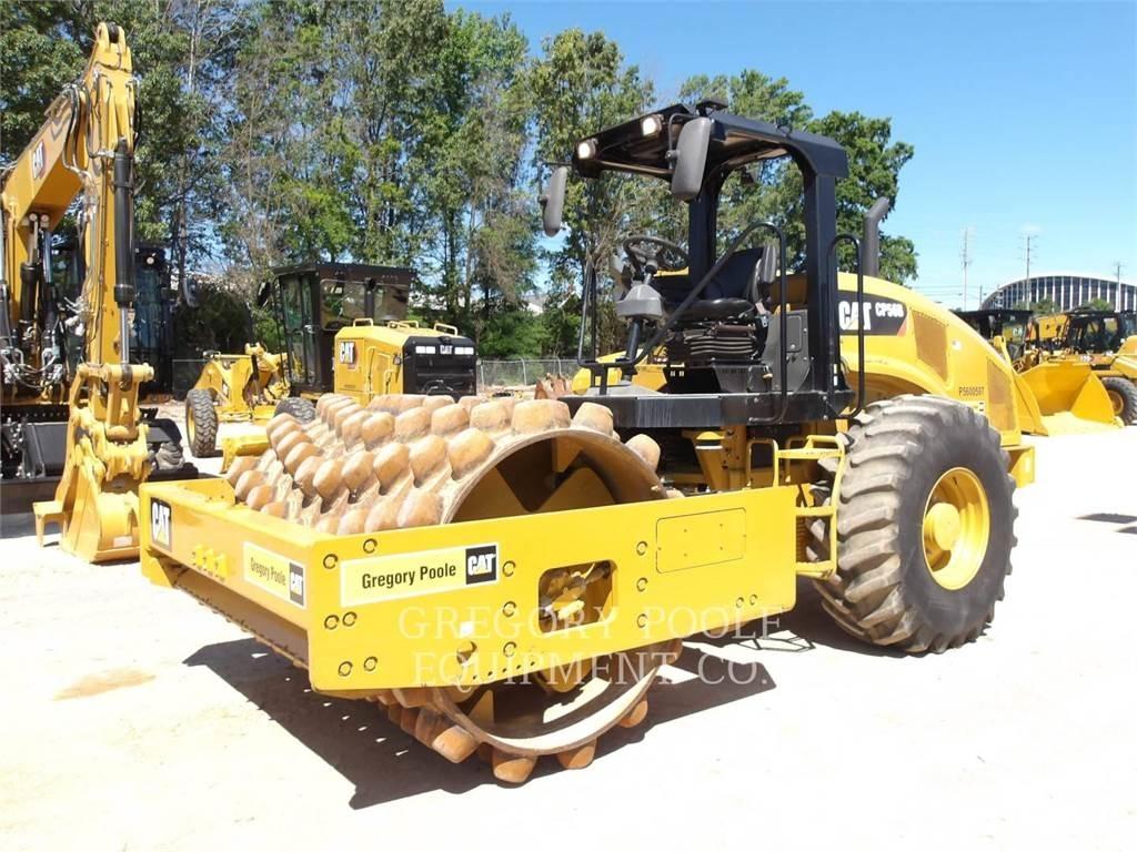 CAT CP56B Грунтові котки