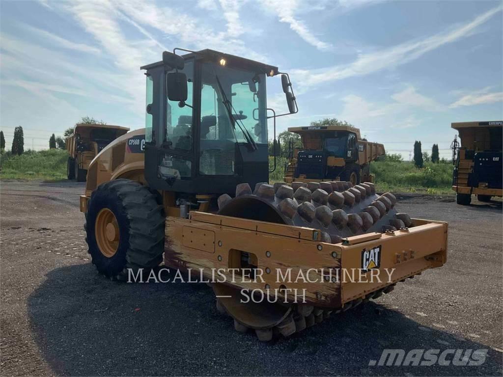 CAT CP56B Грунтові котки