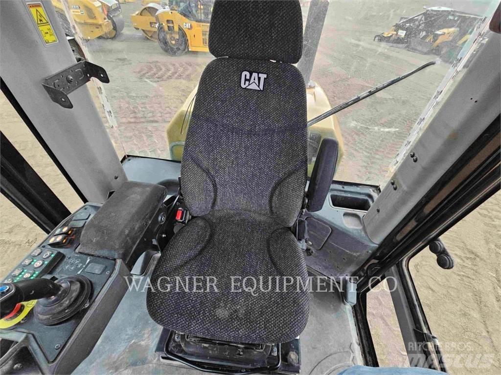 CAT CP56B Ущільнювачі грунту