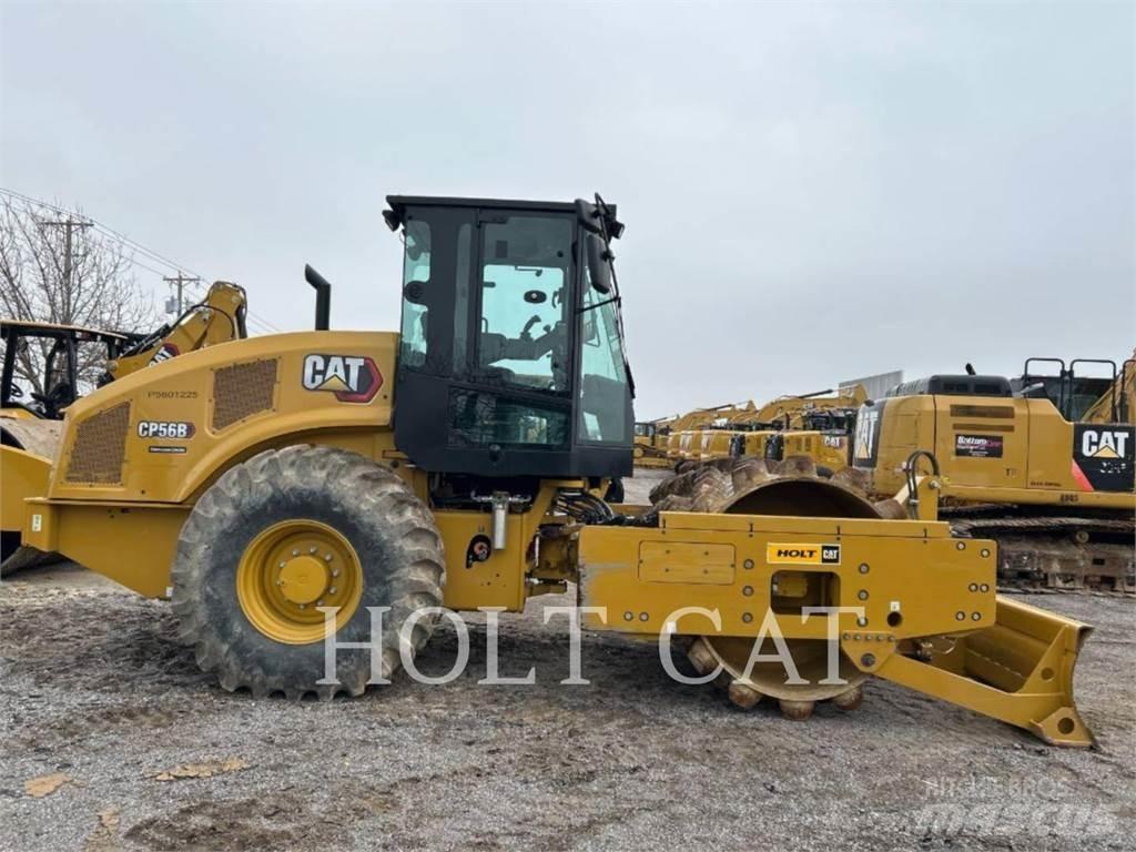 CAT CP56B CAB Грунтові котки