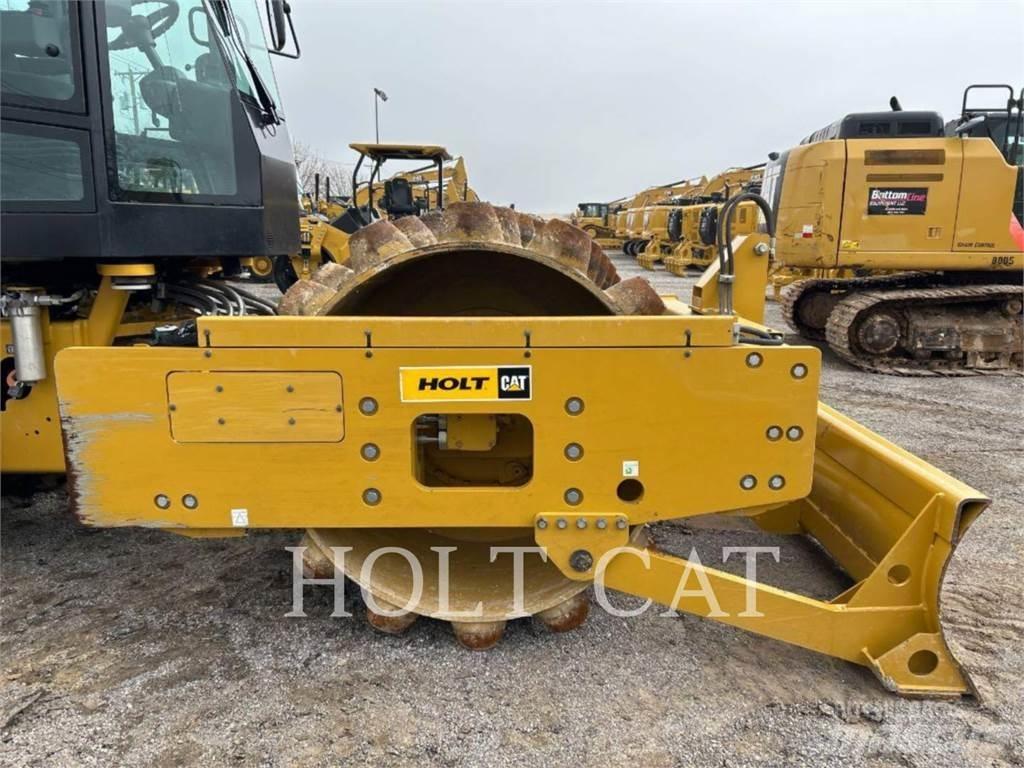 CAT CP56B CAB Грунтові котки