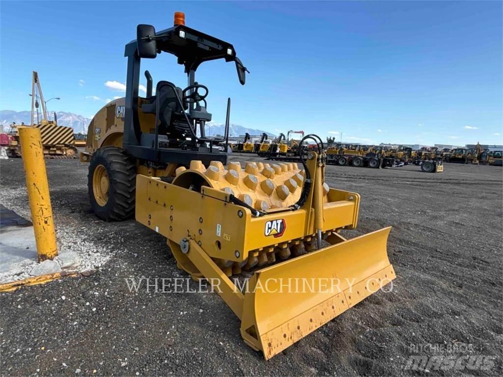 CAT CP7 Грунтові котки