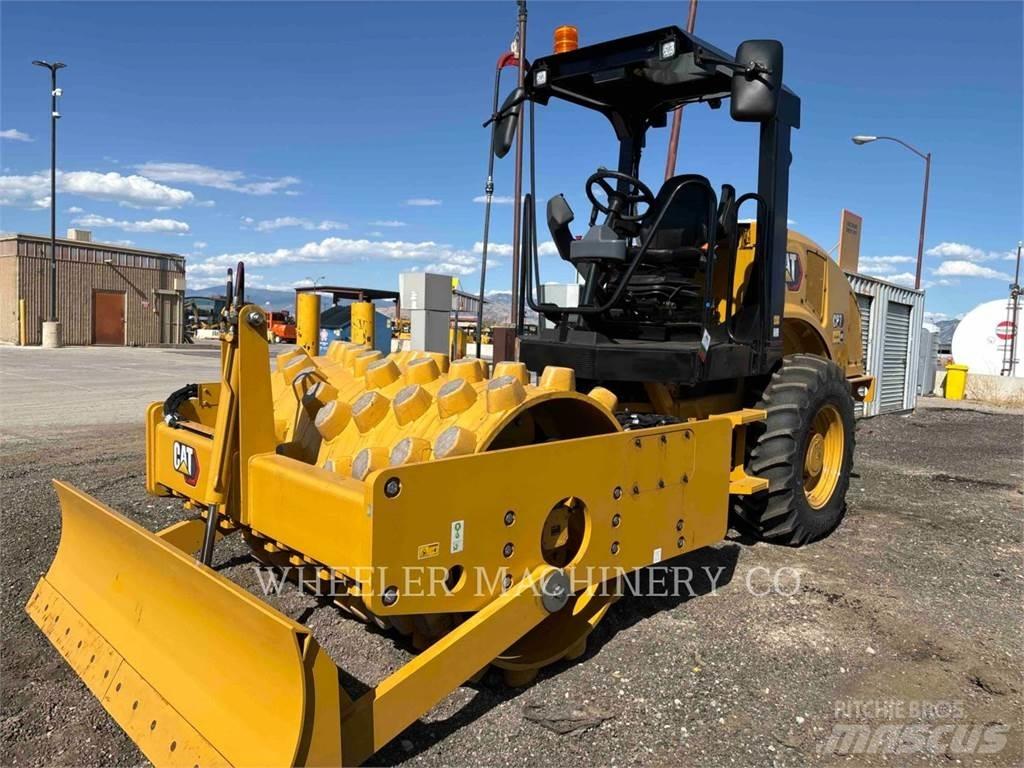 CAT CP7 Грунтові котки