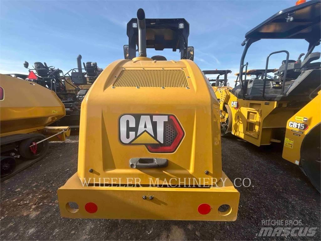 CAT CP7 Грунтові котки