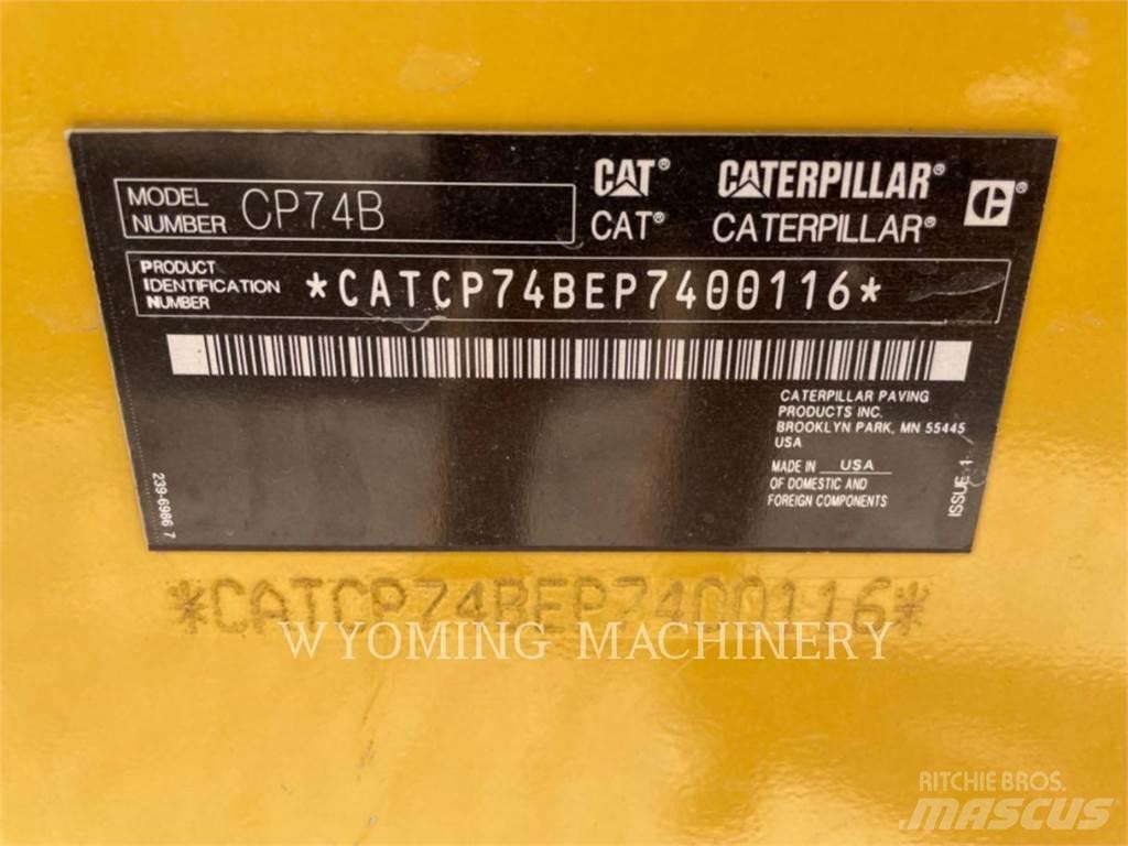CAT CP74B Автогудронатори