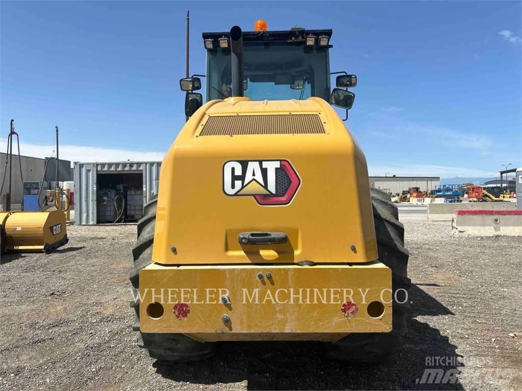 CAT CP74B Грунтові котки