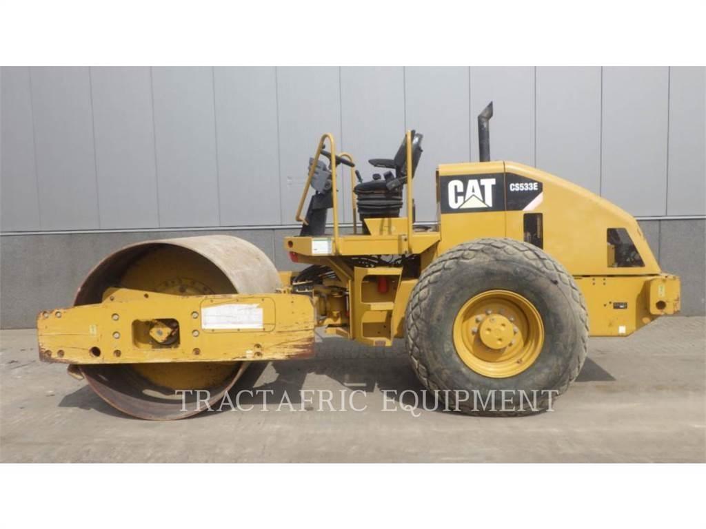 CAT CS-533E Грунтові котки