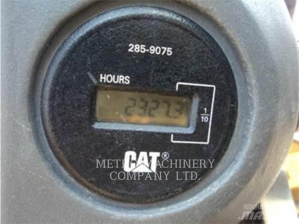 CAT CS-533E Грунтові котки
