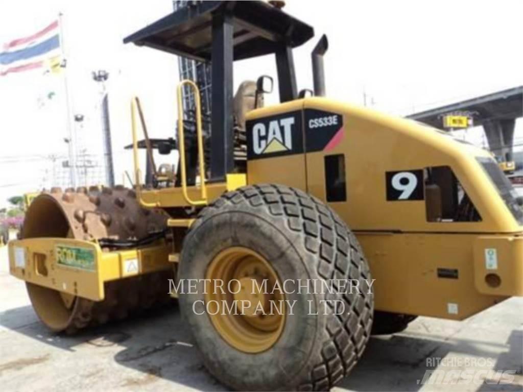 CAT CS-533E Грунтові котки