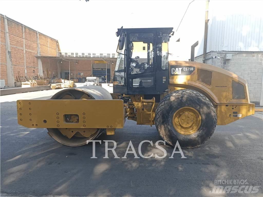 CAT CS 79 B Грунтові котки