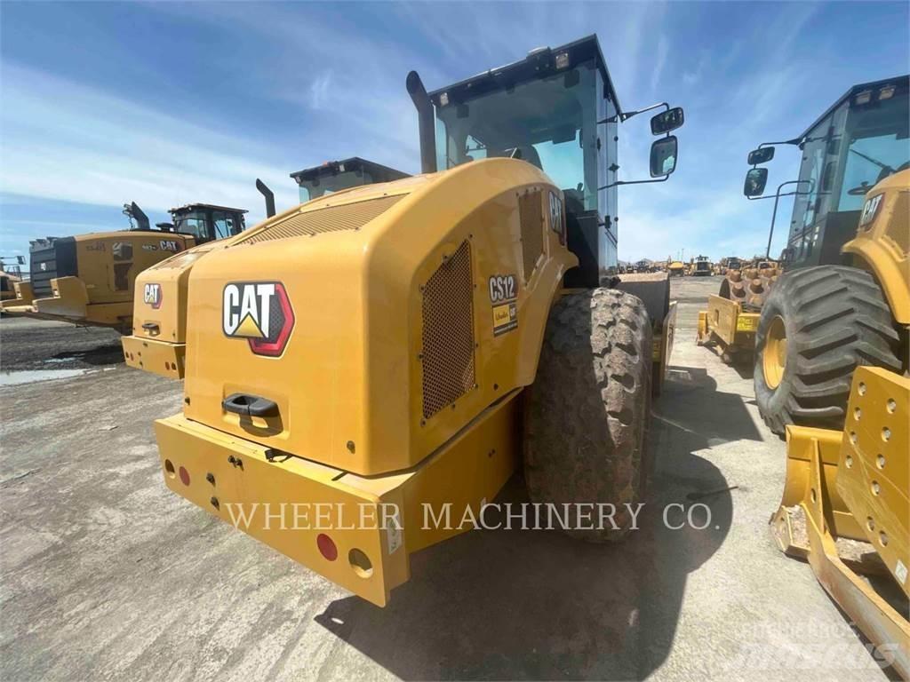 CAT CS12 Грунтові котки