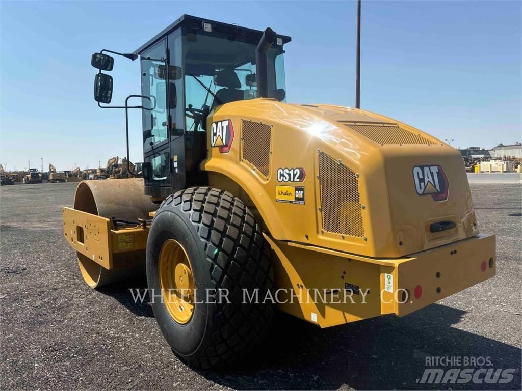 CAT CS12 Грунтові котки