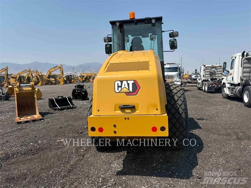 CAT CS12 Грунтові котки
