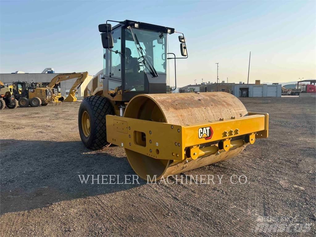 CAT CS12 Грунтові котки