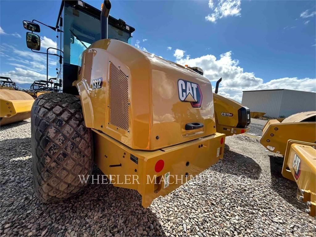 CAT CS12 Грунтові котки