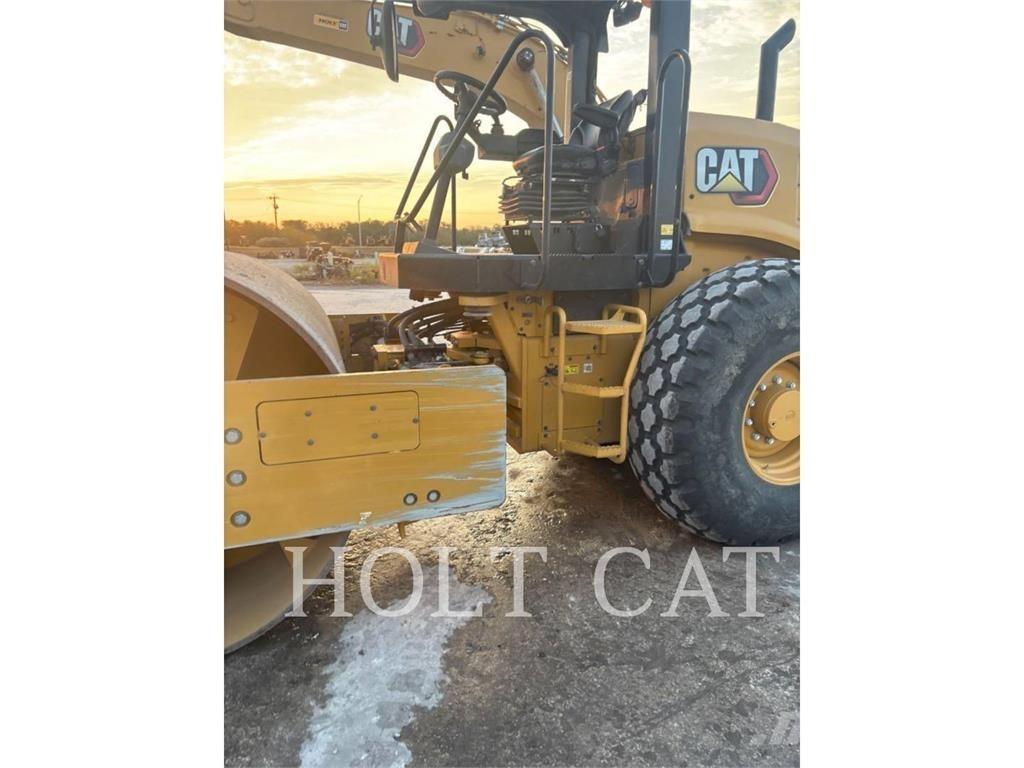 CAT CS12 Грунтові котки