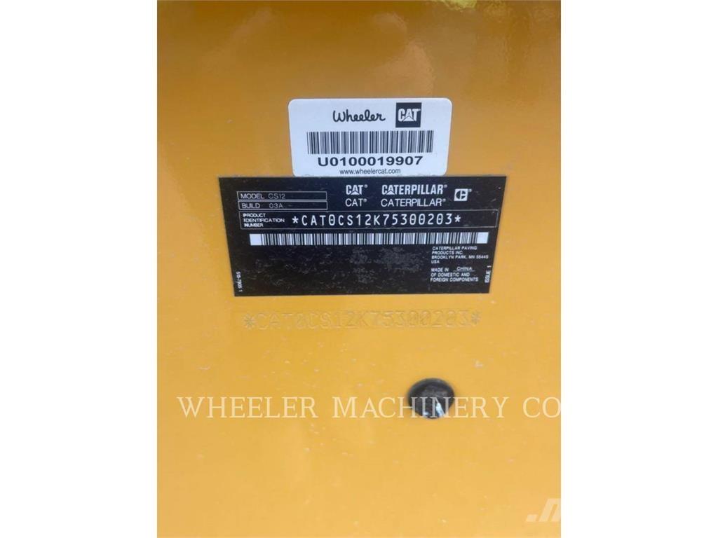 CAT CS12 Грунтові котки