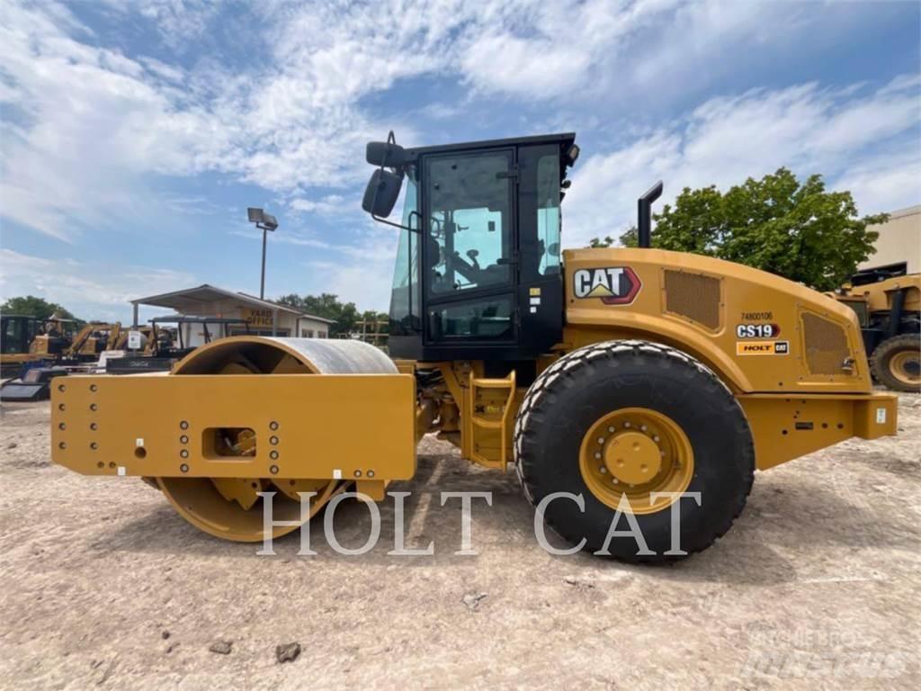 CAT CS19 Грунтові котки