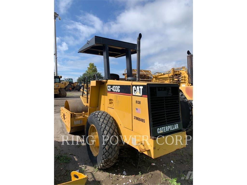 CAT CS433C Котки тротуарні