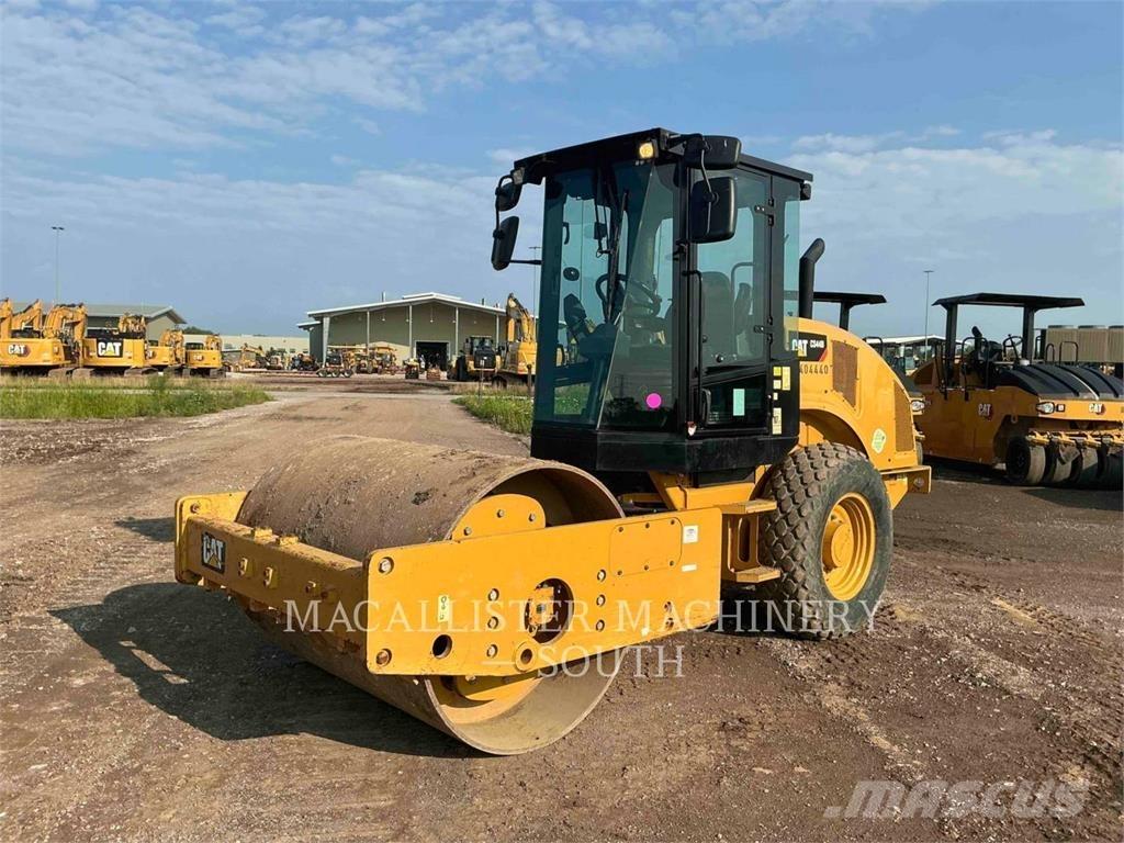 CAT CS44B Грунтові котки