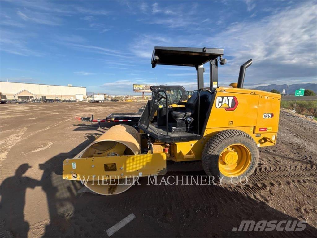 CAT CS5 Грунтові котки