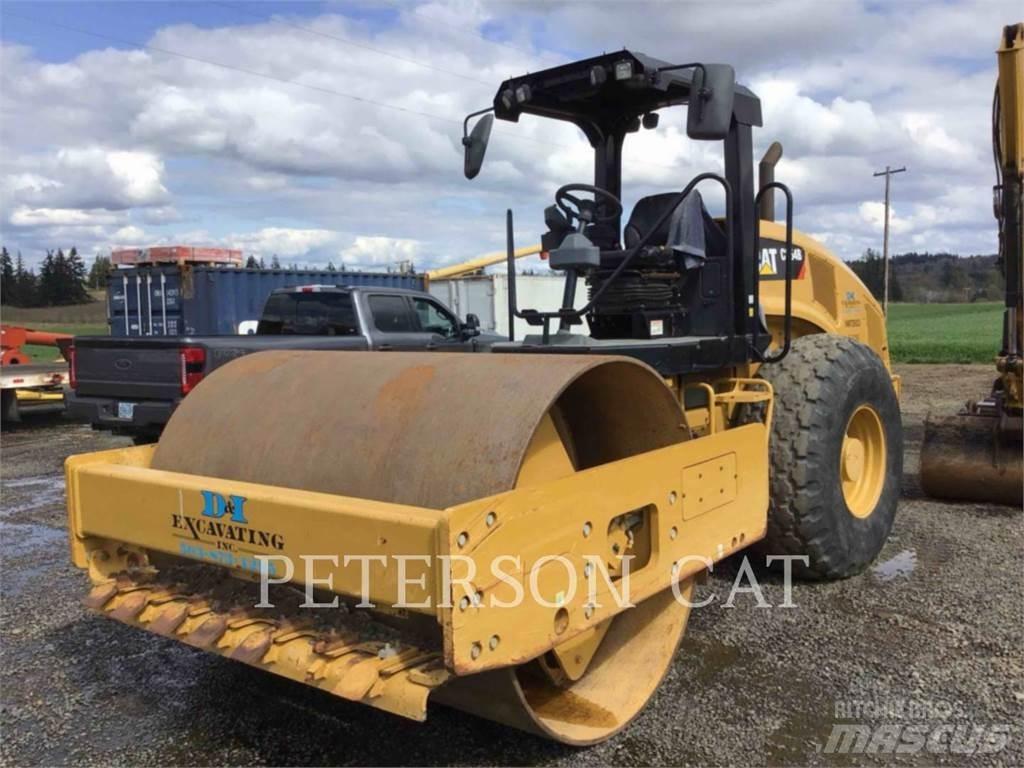 CAT CS54B Грунтові котки