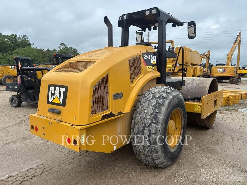 CAT CS54B Котки тротуарні