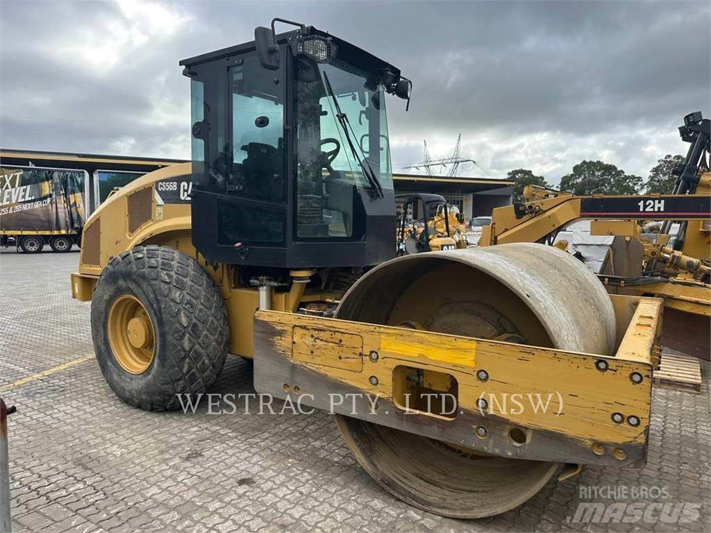 CAT CS56B Грунтові котки