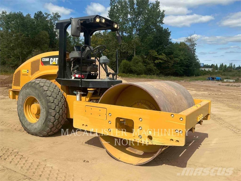 CAT CS56B Грунтові котки