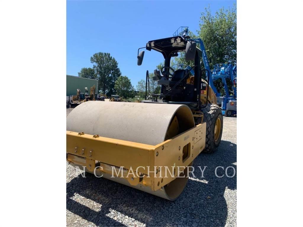 CAT CS56B Асфальтовкладачі