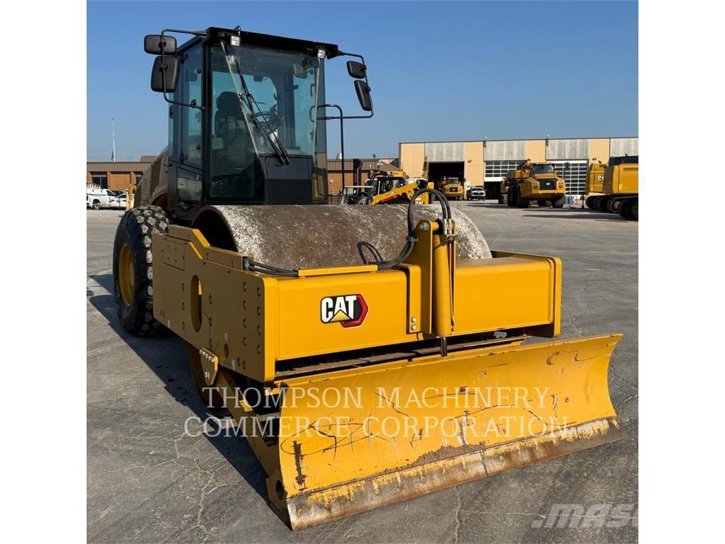 CAT CS68B Грунтові котки