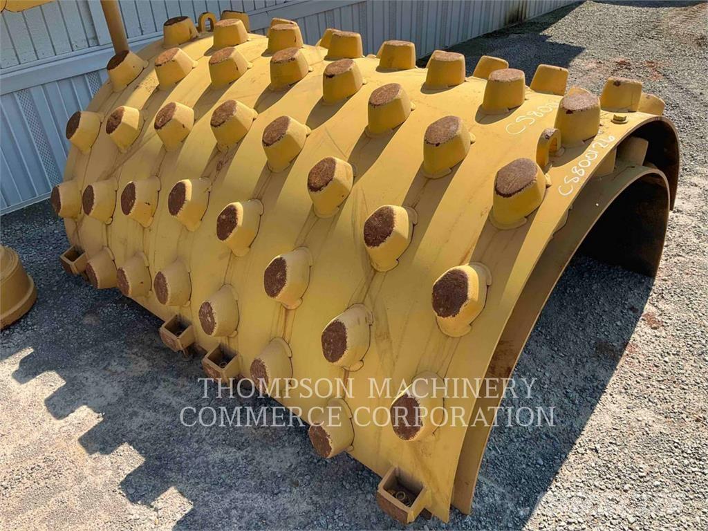 CAT CS68B Грунтові котки