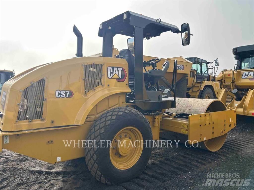 CAT CS7 Грунтові котки