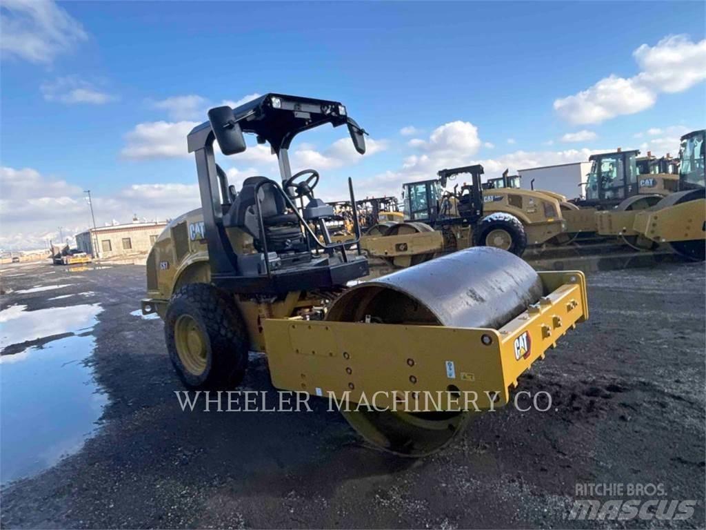 CAT CS7 Грунтові котки