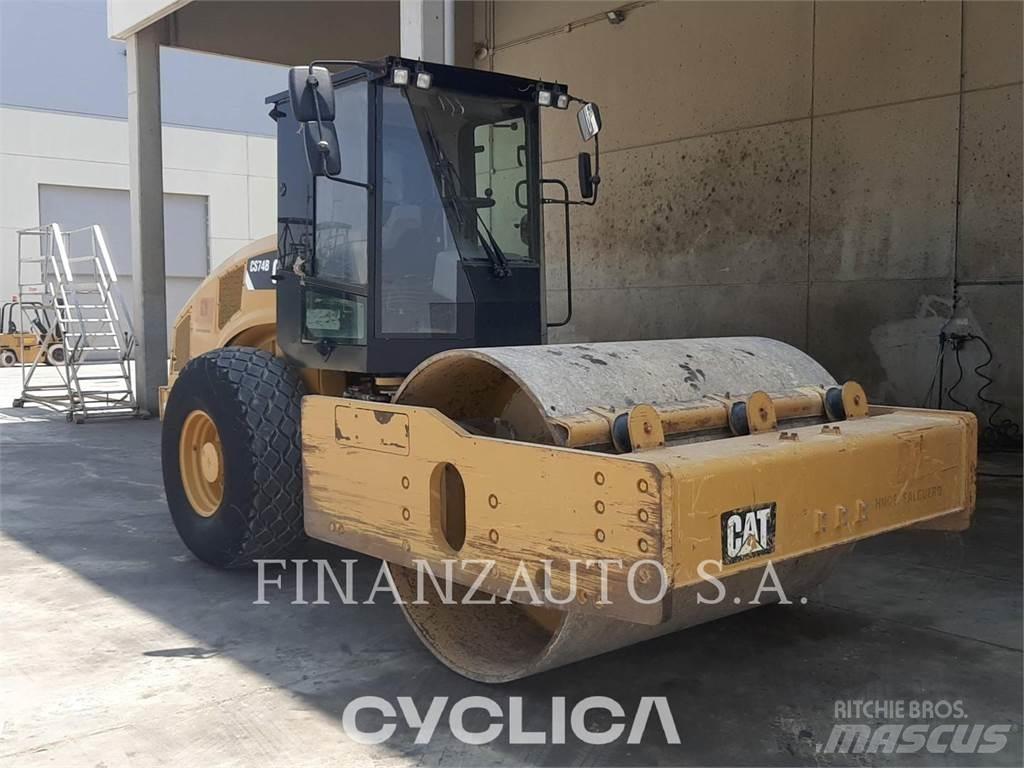 CAT CS74B Грунтові котки