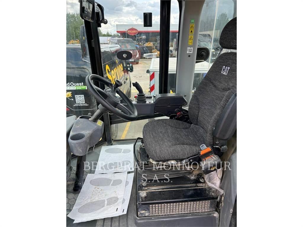 CAT CS74B 4F Ущільнювачі грунту