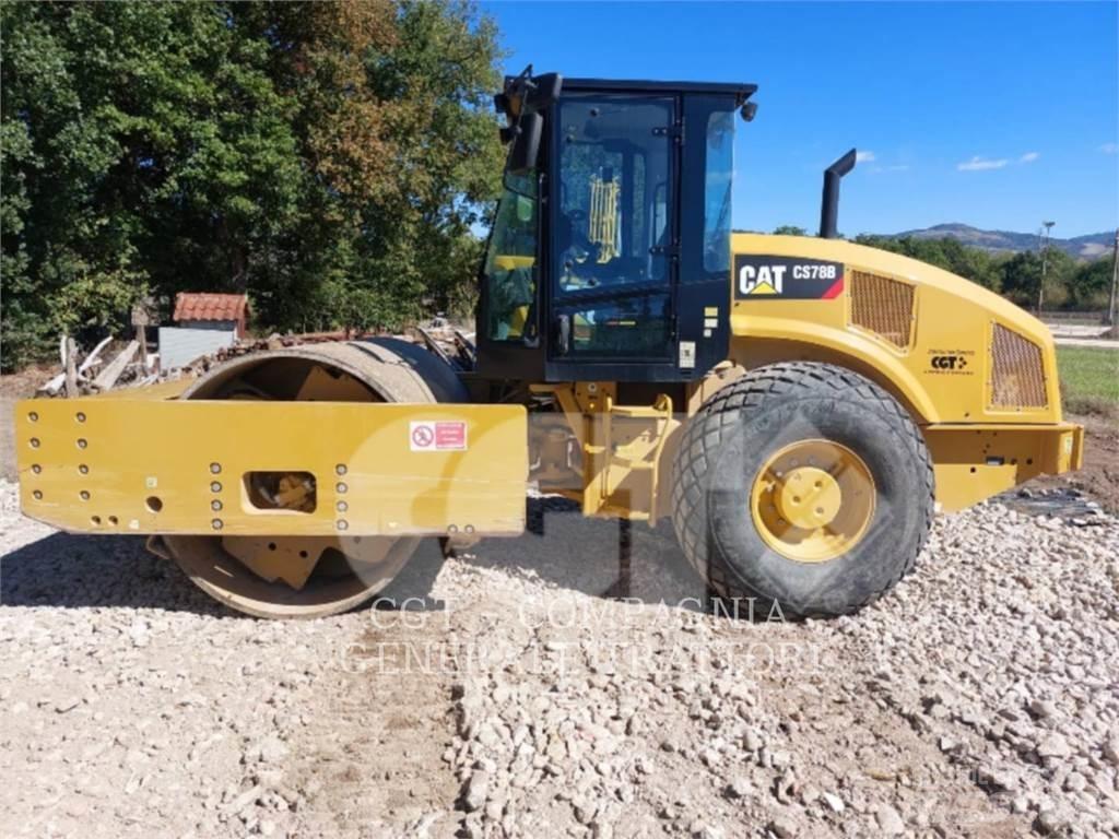 CAT CS78B Грунтові котки