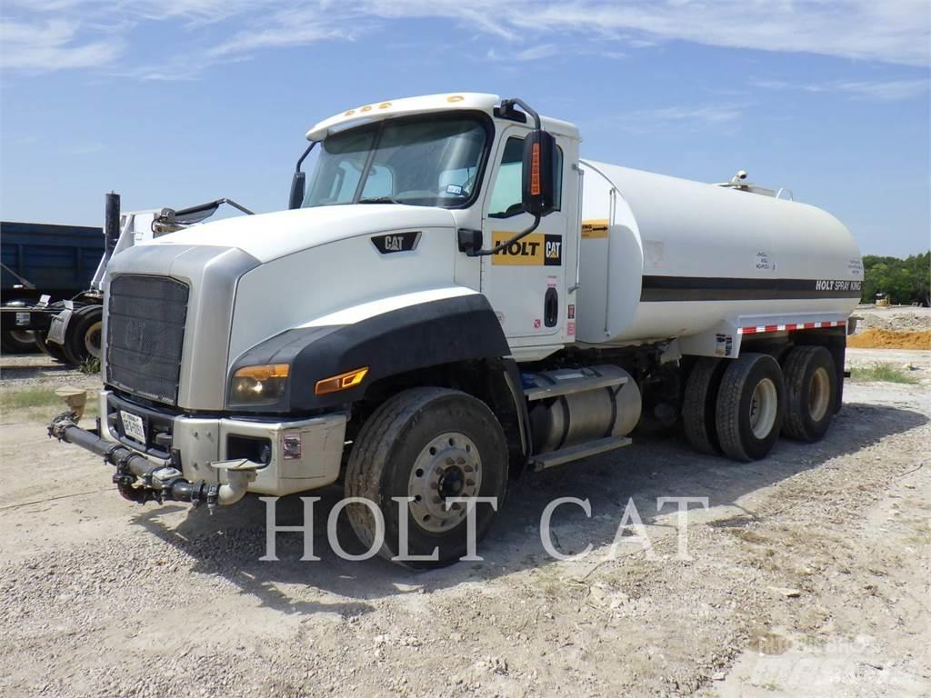 CAT CT660S Вантажівки / спеціальні