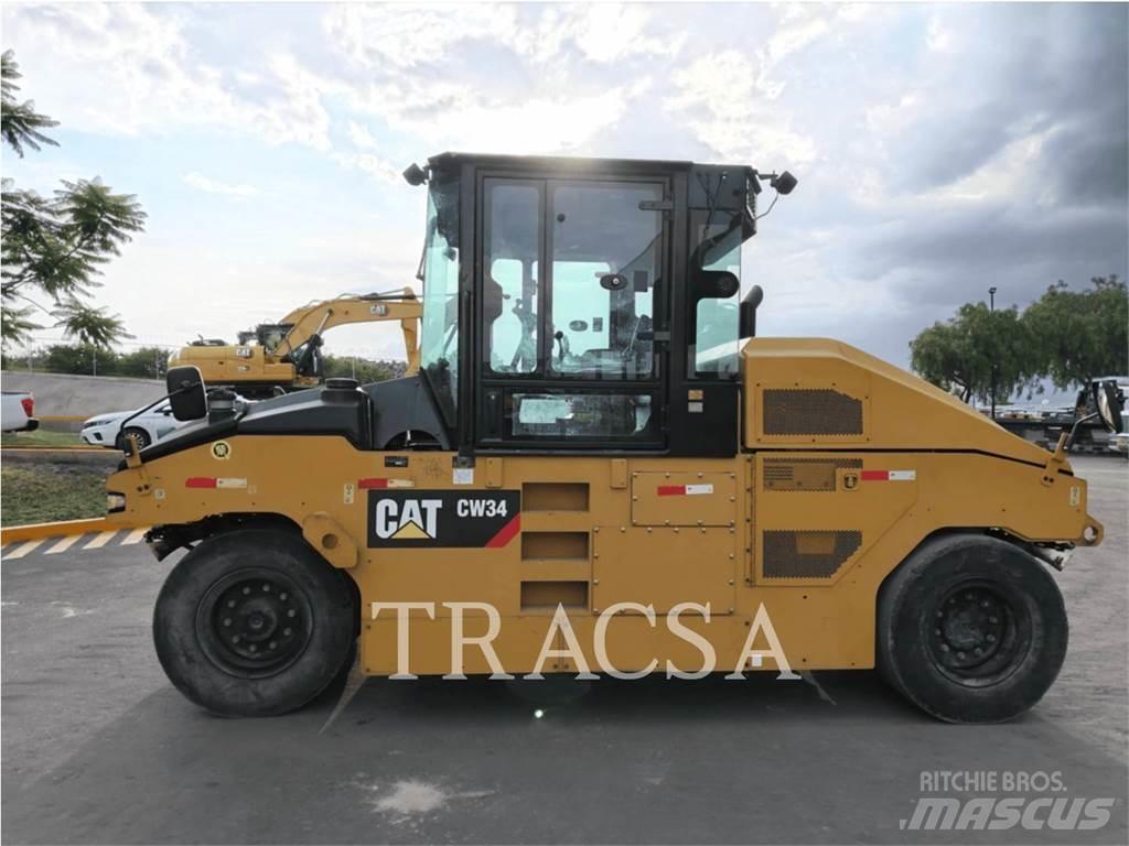 CAT CW 34 Пневматичні катки