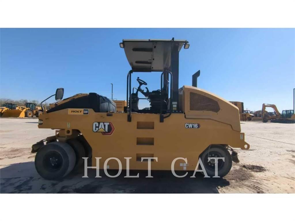 CAT CW16 Грунтові котки