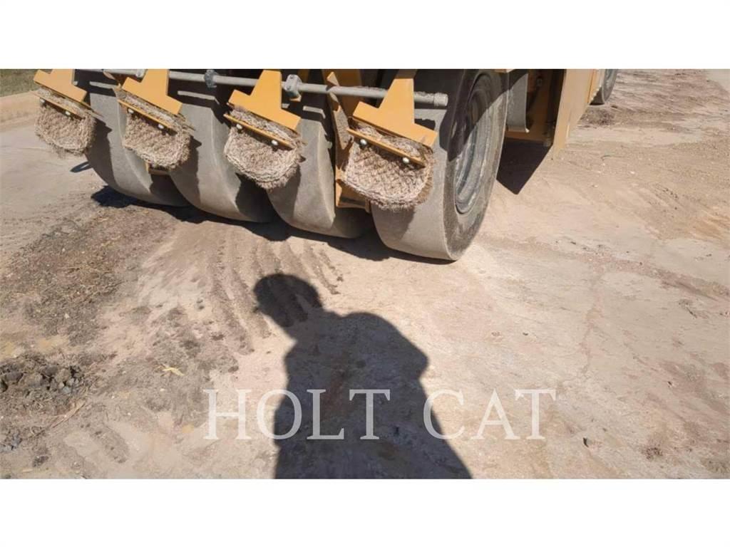 CAT CW16 Грунтові котки
